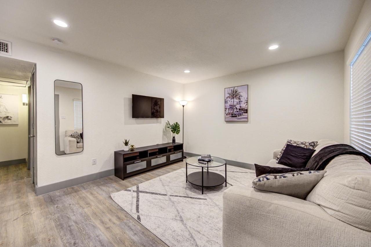 Trendy Midtown Apt, Walk To Shops & Sites, Pets Ok Houston Exterior foto