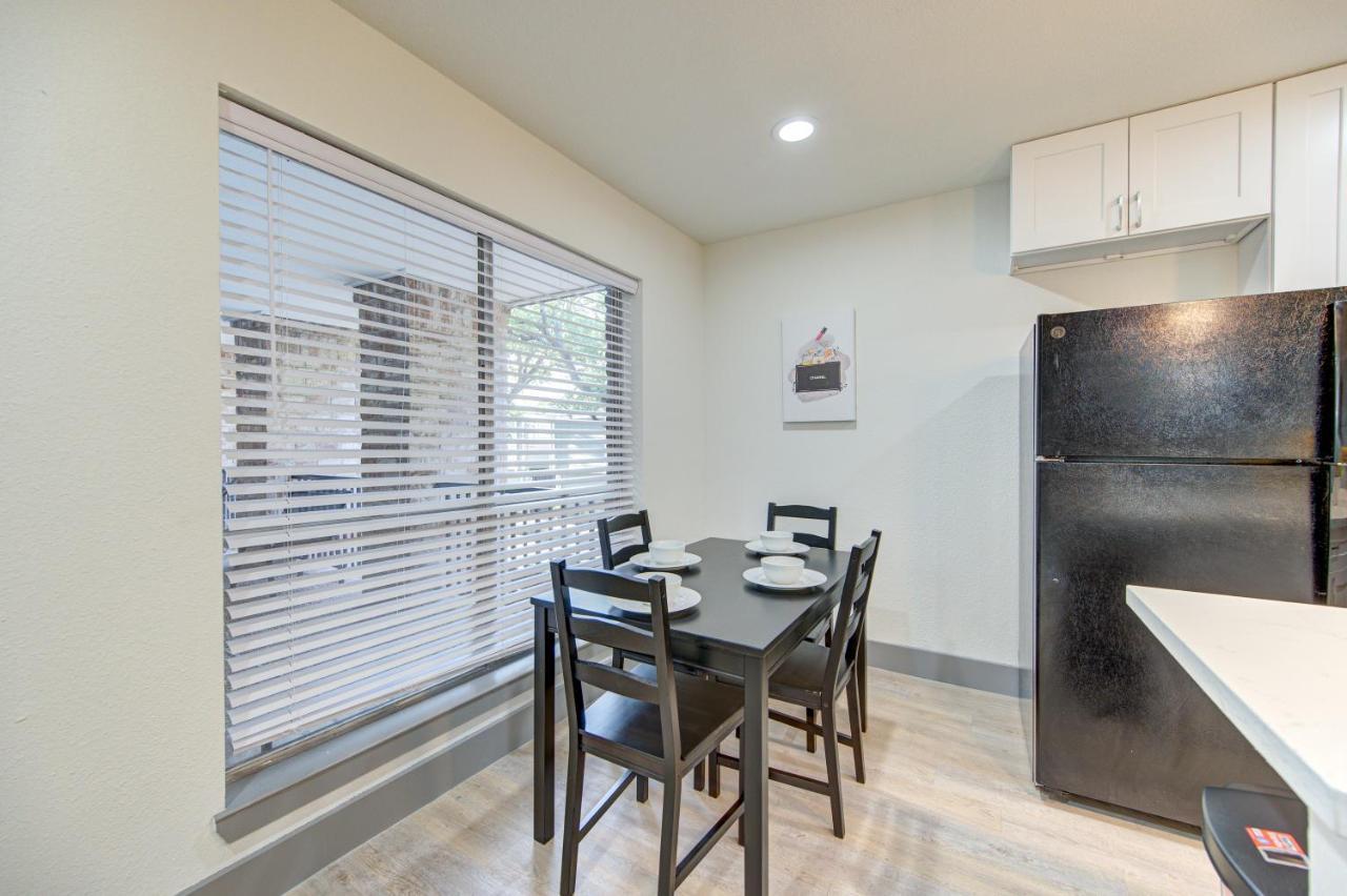 Trendy Midtown Apt, Walk To Shops & Sites, Pets Ok Houston Exterior foto